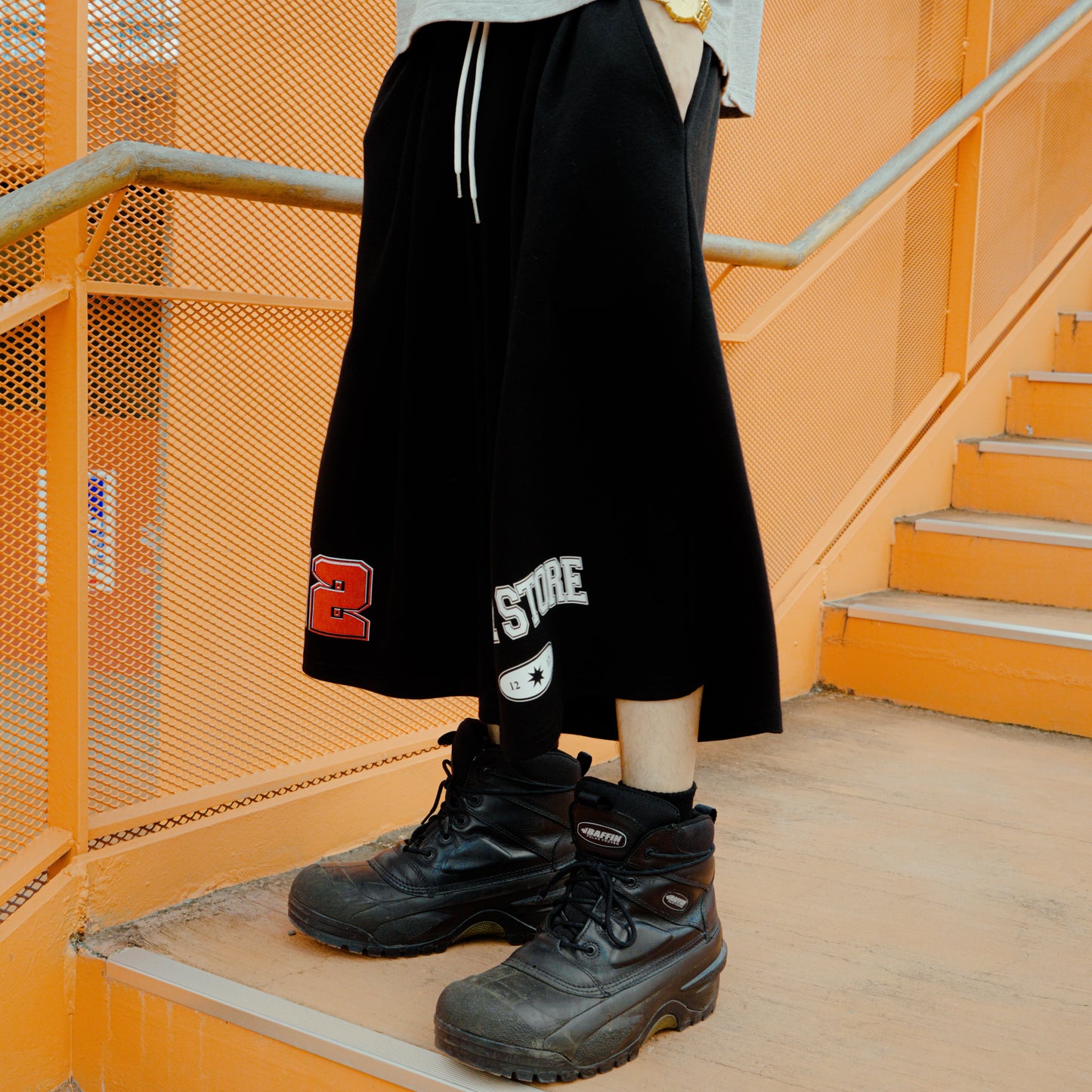 1212STORE八分寬短棉褲 1212STORE Cropped Wide-Leg Cotton Shorts