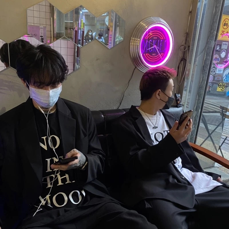 【12:12 صباحًا】ليس في مزاج جيد لأكمام طويلة