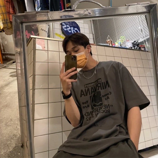 【12:12am】Funny Smiley Short T-shirt