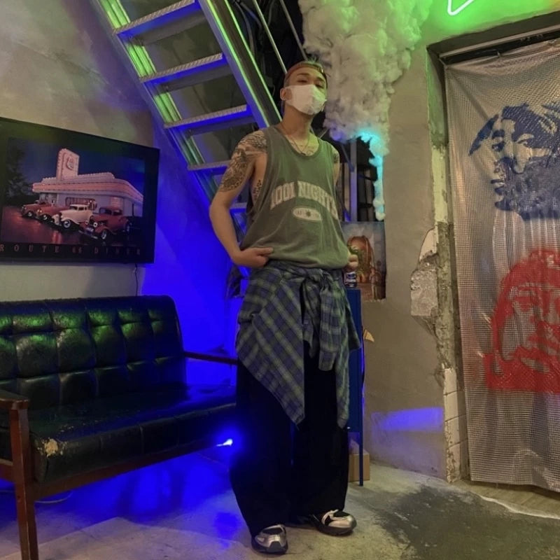 【12:12am】Wide cotton pants