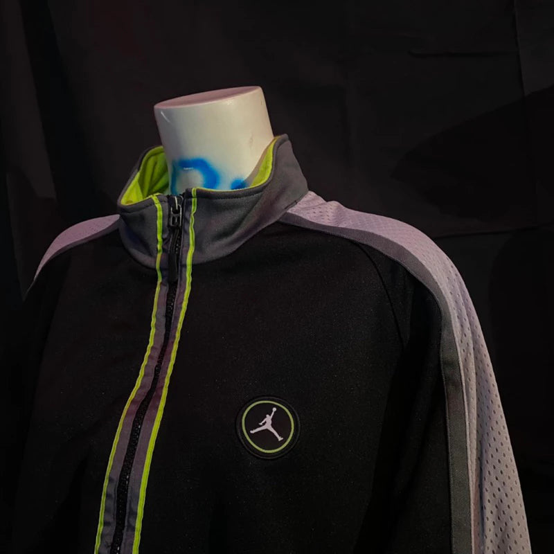 【12:12am】【Vintage】Jordan high collar zip-up jacket