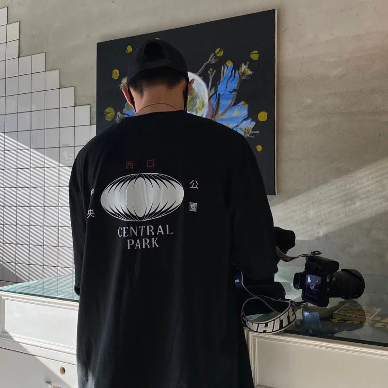 【١٢:١٢ صباحًا】تيشيرت بشعار سنترال بارك ٢٠٢٣