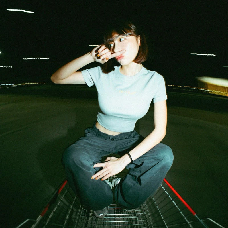 【12⋮12am】Elastic Slim-Fit Cropped Tee