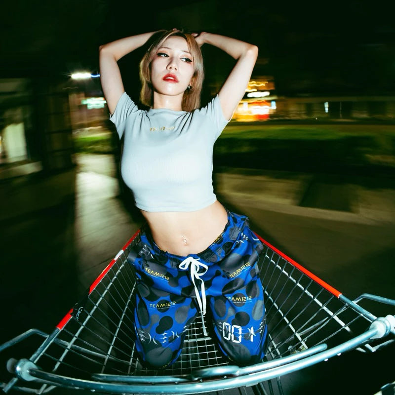 【12⋮12am】Elastic Slim-Fit Cropped Tee